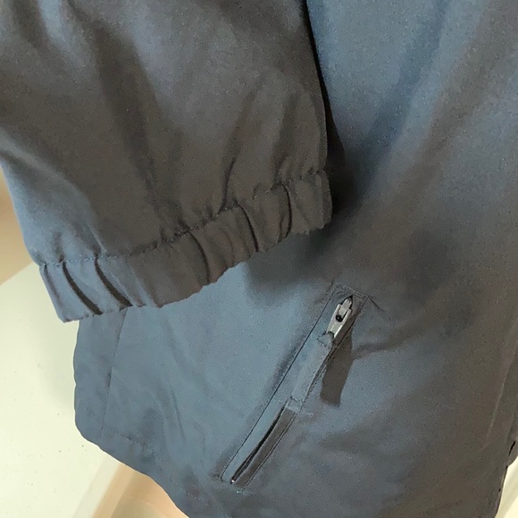 GAP lightweight hooded jacket - Picture 4 of 5